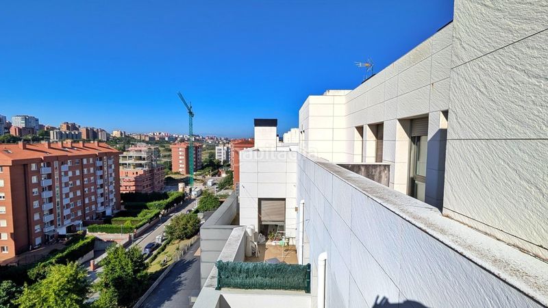 Foto 2d58ae72-6118-440a-8733-b35c73a9078d. Attico con riscaldamento parcheggio in Monte Santander