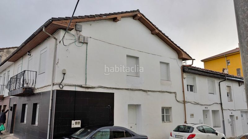 Foto 904a9044-829f-4b47-b9eb-a60c5ee5f100. Pis a Inmobiliaria - Barreda Torrelavega