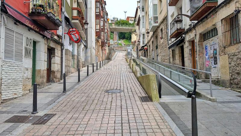 Foto 5f9d8463-cd00-462c-8416-75dd23d93eed. Pis amb calefacció a Centro - Ayuntamiento Santander