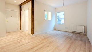 Flat  Calle rio de la pila. A estrenar en río de la pila una vivienda única en el centro de