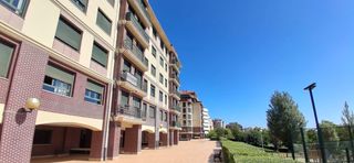 Lloguer Pis  Calle la torre. Vivienda en urbanizacion con piscina y padel en la s20