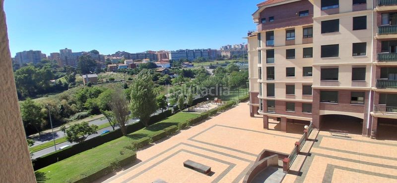 Foto 68cbf161-fc9c-4a75-95e6-d9cb439e94fd. Rent flat with heating parking pool in Monte Santander