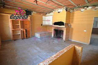 Casa en Calle villarrubia de los ojos 22