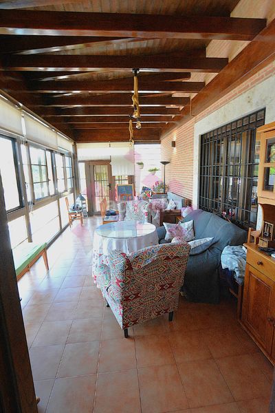 Foto ceb51359-75c6-4802-8914-dd53d5512e50. Chalet dans calle ucrania 7 dans Ciudad Jardín Ciudad Real