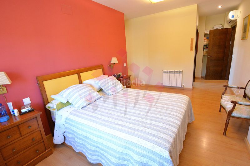 Foto f6a102c5-c618-4de1-a3b1-9031223cbc75. Chalet dans calle ucrania 7 dans Ciudad Jardín Ciudad Real