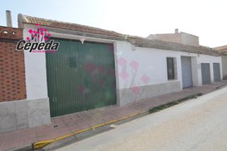 Wohngrundstück in Calle calderón de la barca 8b