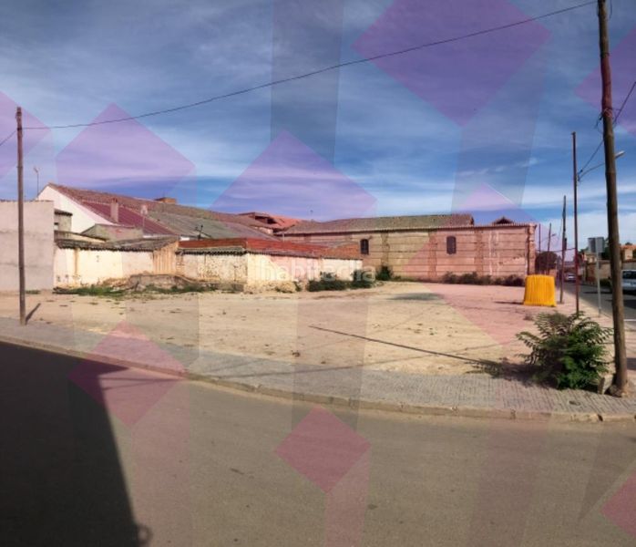 Foto 50a0f83e-c1e1-42b1-a896-d9a474f9bd21. Terreny residencial a calle sequillo 2 a Calzada de Calatrava