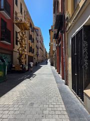 Penthouse in Marques de san nicolas 88. Ático soleado con terraza sur en pleno casco antiguo de logroño