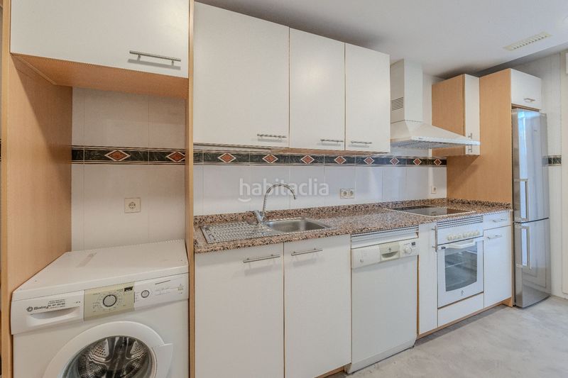 Foto fe99f820-9af4-40c9-84e5-d09c67013bde. Appartamento in rosa chacel 5 in Portillejo - Valdegastea Logroño