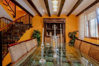 Mas à Camino tirgo 18. Casa independiente en cuzcurrita de río tirón