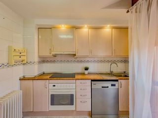 Flat in Pedregales 24. Amplia vivienda de 3 dormitorios, trastero y garaje