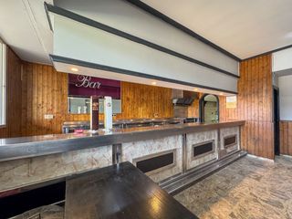 Local Comercial a Pintor moreda 17. Local en alberite