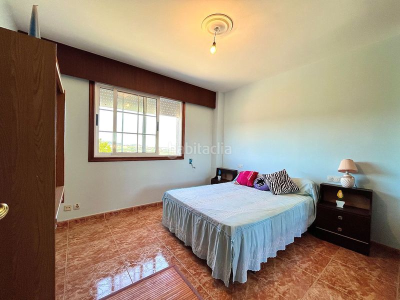 Foto 063c54aa-4336-48dc-9889-8a1c135f782d. Casa a Cambre