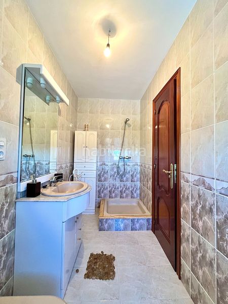 Foto 7f6ab9d3-67a3-4d4e-acb5-d883eb985d42. Casa a Cambre