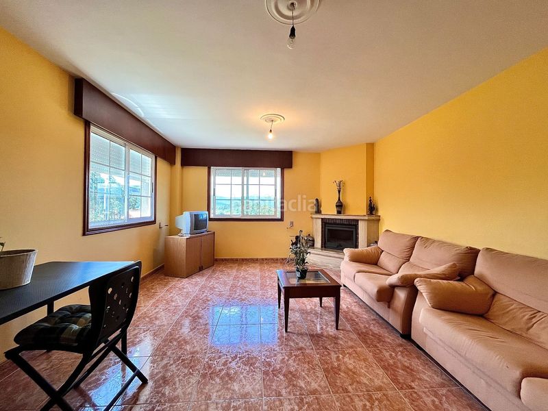 Foto 86aace3b-dba0-430f-8e31-89e30a75374c. Casa a Cambre