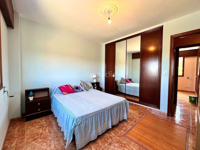 Foto 9009fef9-08c8-45d7-8ff0-ffcbd2c8eb27. Casa a Cambre
