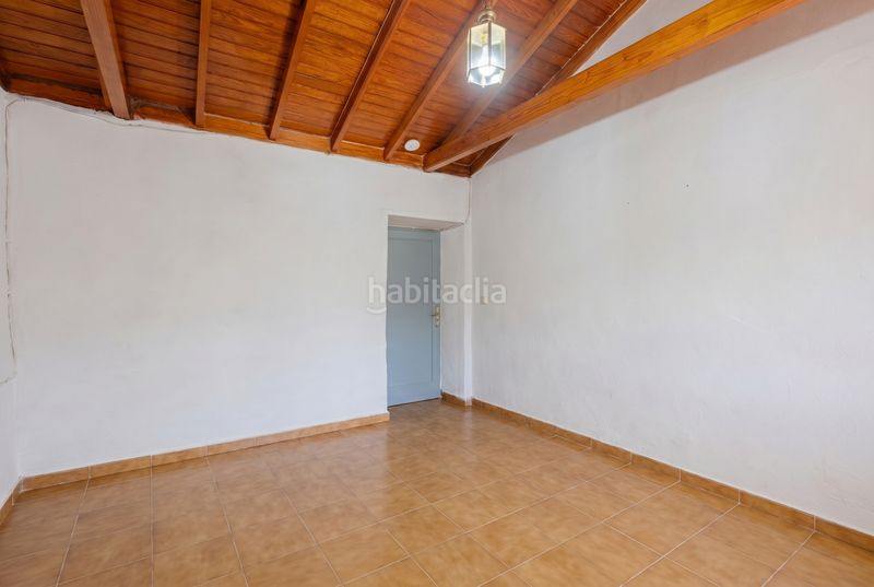 Foto 4a87a8f9-1eb2-4017-a0d6-d43a77e6e81c. Casa aparellada a Vallehermoso