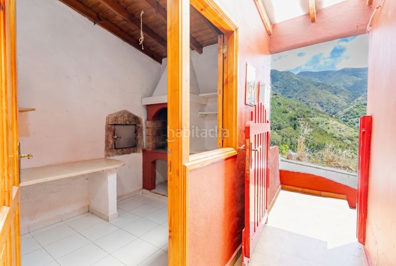 Foto 5c783a1a-8854-4490-96b2-ce49e4d7246e. Casa aparellada a Vallehermoso