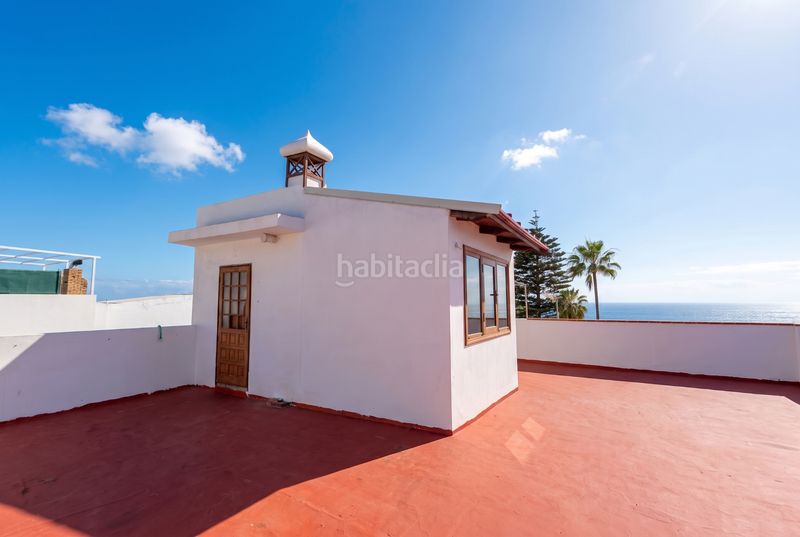 Foto 3071ce6a-62ae-4012-88d3-2b2ebcd3dd42. Casa aparellada amb aparcament a Sauzal (El)
