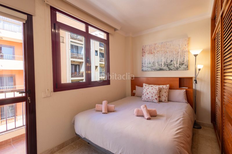 Foto 0a303978-9849-417e-8bf6-d5b3c4f6b297. Dúplex amb xemeneia a Los Cristianos Arona