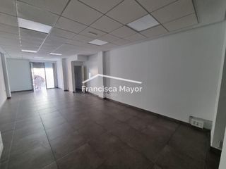 Lloguer Local Comercial  De francesc baldomar. Bajo diáfano y reformado en el centro del cabañal