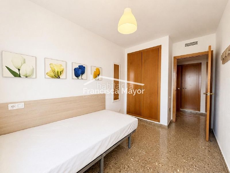 Foto b5b52605-4f24-4dd2-9a7f-5aebda040f5c. Pis amb aparcament piscina a El Cabanyal-El Canyamelar Valencia