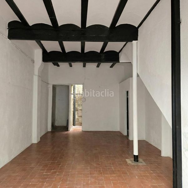 Foto d38c47c0-7dc6-4db8-93cc-b551dc8bb6e2. Local comercial a El Cabanyal-El Canyamelar Valencia