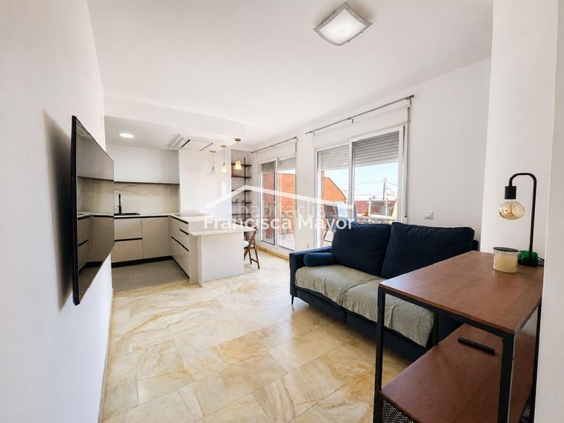 Foto d5ba973d-16fe-44a1-8b21-dac53d4f5fbc. Duplex con parcheggio in El Cabanyal-El Canyamelar Valencia