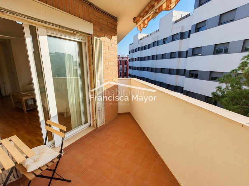 Foto bef75375-bd7a-471a-98c5-65e0ba3d19fb. Pis amb aparcament a El Cabanyal-El Canyamelar Valencia