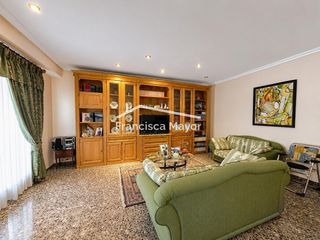 Haus  Sant caralampio. Casa independiente en el centro de benaguacil