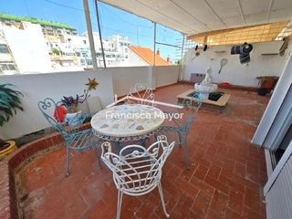 Penthouse  De josep ballester. Ático en beteró, 3 habitaciones, ascensor y terraza de 30 m