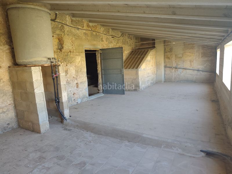 Foto 540bd609-54f3-4555-9692-bf9eed4ac97d. Casa amb xemeneia aparcament a Ariany
