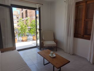 Affitto Piccolo appartamento  Carrer de ses roges 42. Precioso y amplio apartamento en alquiler para larga estancia en