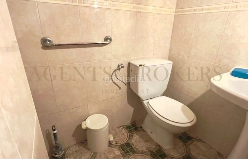Foto df2e30da-f6db-4947-a9a0-f1f52287374d. Casa gran casa con patio y garaje en Son Servera poble Son Servera