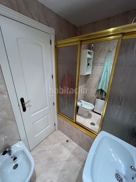 Foto b0fb2774-9373-4379-af6d-8ba28f6e6fcb. Casa amb calefacció piscina a Las Conejeras-Eparragal Coslada