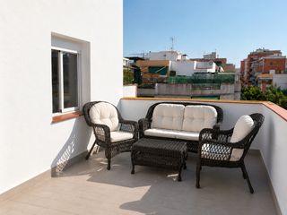 �tic  Carrer de la cultura. �tico reformado con terraza