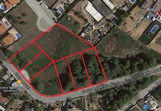 Residential Plot in Calle via lactia 216. Conjunto de 7 parcelas