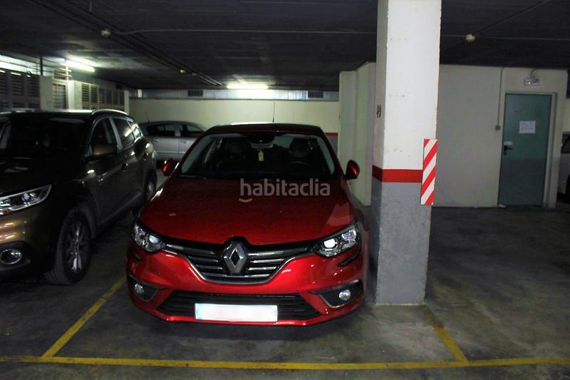 Foto ee24f5dc-9cff-40a1-90e2-118547484339. Parking coche parking llimonet en Centrevila Vilanova i la Geltrú