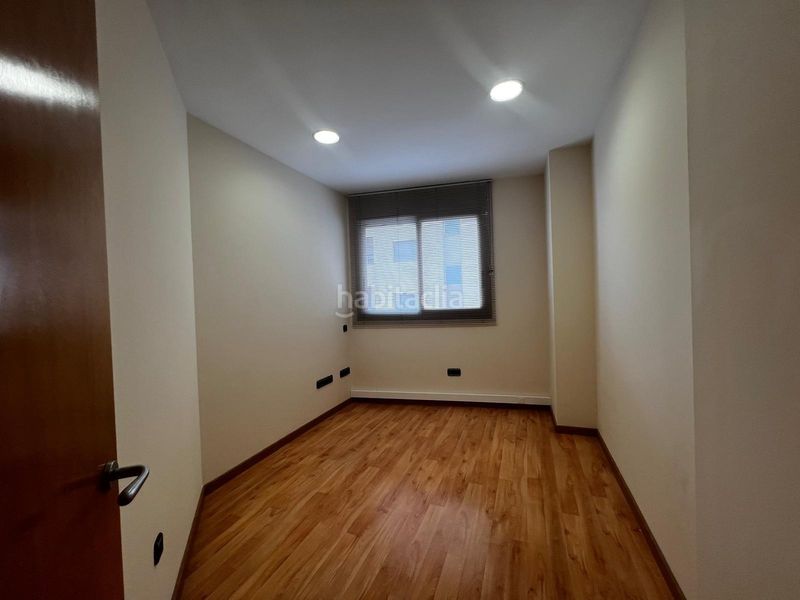 Foto eaf885cc-1d49-4598-9979-4b1a150862d1. Miete büro in calle magdalena miro 21 in Centrevila Vilanova i la Geltrú