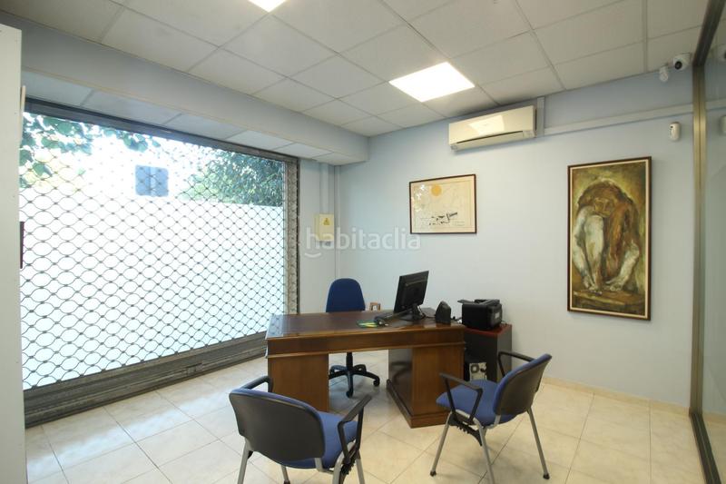 Foto aa7e5d78-2894-4189-8e7d-ea16b12c4357. Local comercial  versátil en zona estratégica, ronda iberica a 100 m. del hospital sant antoni en Vilanova i la Geltrú