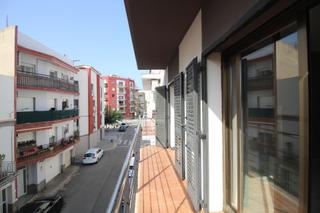 Location Appartement à Les Roquetes. Piso de 2 hab a 200 m de plaça llobregat