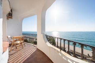Location Rez-de-chaussée  Calle letra m santa llucia. Alquiler de temporada en primerísima línea de mar  el racó de sa