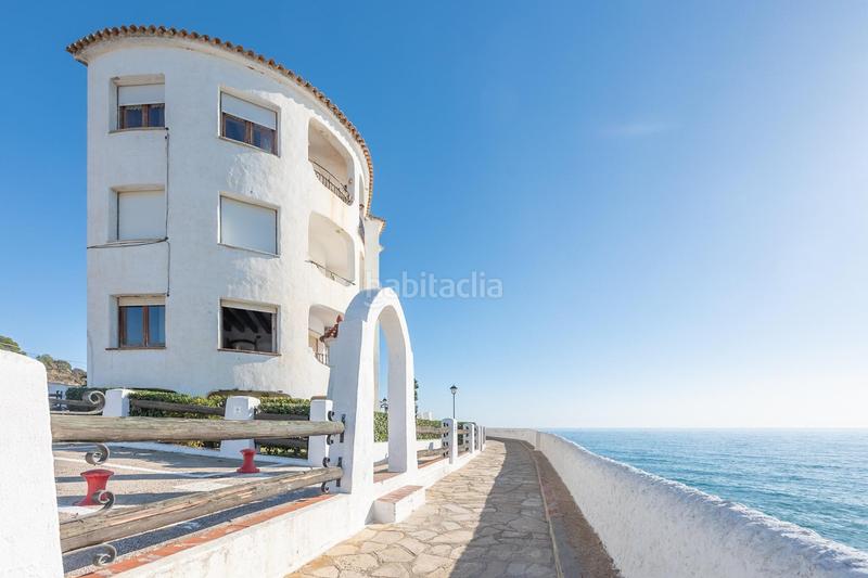 Foto 00647dfb-cb19-47dd-a2dd-ac79ef566cd9. Alquiler planta baja alquiler de temporada en primerísima línea de mar el racó de santa llúcia en Vilanova i la Geltrú