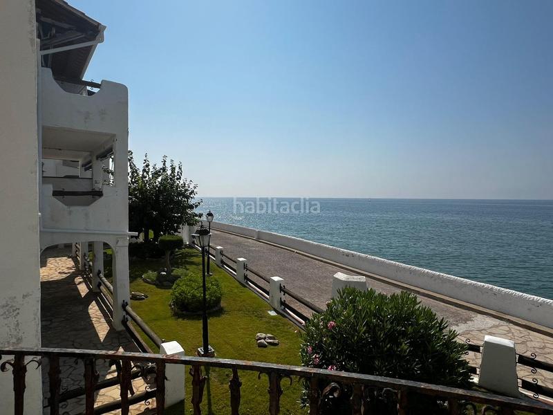 Foto 0360c18a-2494-4746-a015-4d9608fa0b39. Alquiler planta baja alquiler de temporada en primerísima línea de mar el racó de santa llúcia en Vilanova i la Geltrú