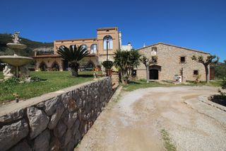 Rent House in Canyelles. Casa exclusiva en alquiler en masia mas rosell, canyelles