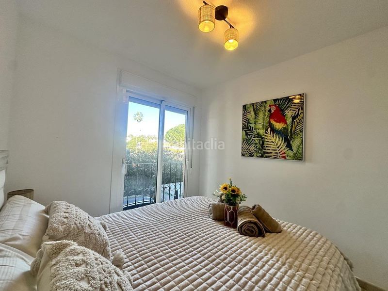 Foto 7eb7ea7c-9242-4058-9eee-38f8b9e7954c. Pis amb aparcament a Cabopino - Artola Marbella