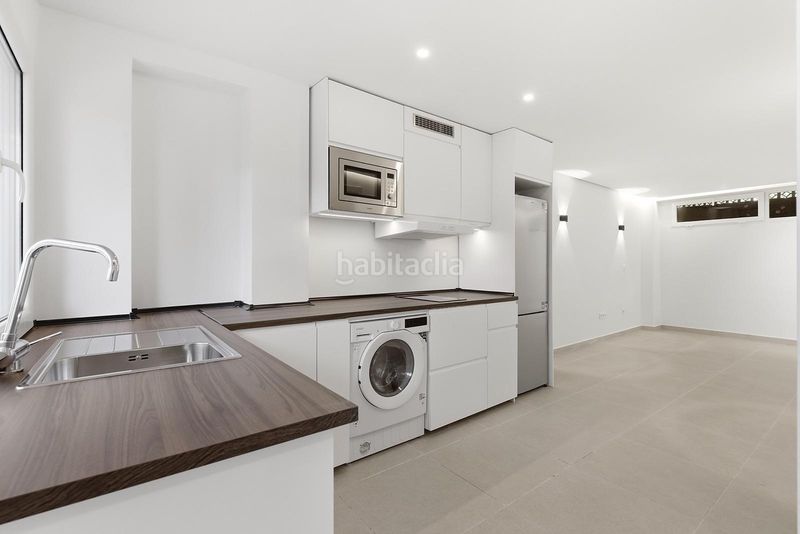 Foto ab75dcb0-4721-49d0-b602-e4a0c6c957cb. Estudi a Marbesa Marbella