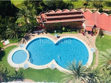 Foto ac2cd0ac-c7c8-46a3-97d8-19c9b637149a. Estudi a Marbesa Marbella