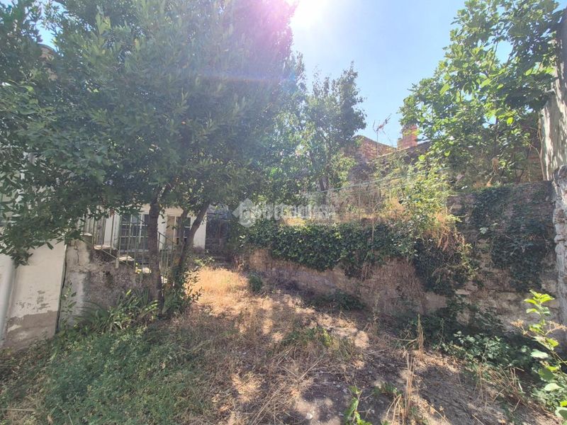 Foto ea37cb08-601b-428c-9744-261e136c4e7f. Casa aparellada a Sigüenza