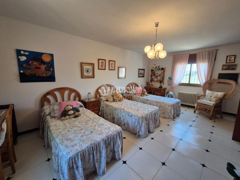 Foto be751f65-4869-48ef-b792-cf7e22c47743. Casa amb calefacció aparcament a Sigüenza